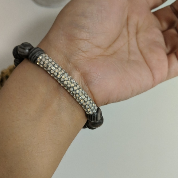 🌿SALE 4/$25🌿 Bracelet Bundle in Black & Gray - Picture 4 of 4